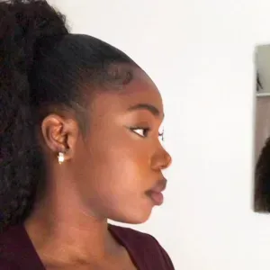 Disponible pour une Garde d'enfant 1 h pars j 