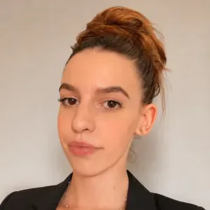 Baby-sitter expérimentée à angervilliers 