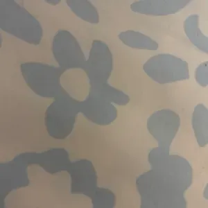 Assistante maternelle âgée 