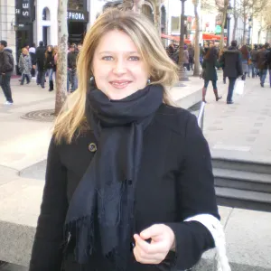 Je cherche femme de ménage discrète, respectueuse,humaine