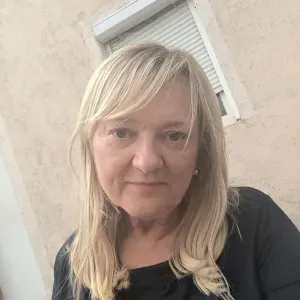 Baby -sitter expérimentée à Paris