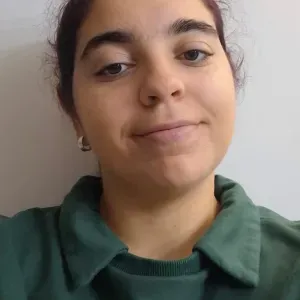 Babysitter com experiência no Porto