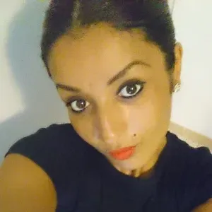 Maman Baby sitter a Antibes....