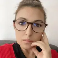 Femme de menage autour de chailly en biere 