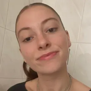 Pet sitter a Milano disponibile e affidabile