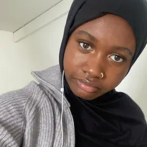 Lycéenne sérieuse pour baby-sitting 