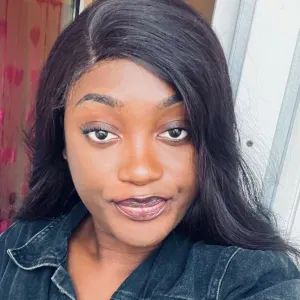  Lezioni di Francese e Inglese con ragazza madrelingua