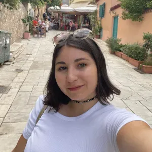 Nounou à Avignon expérience avec les enfants. 