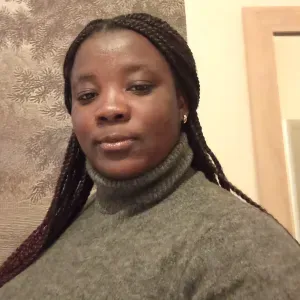 Baby-sitter expérimentée à Orly