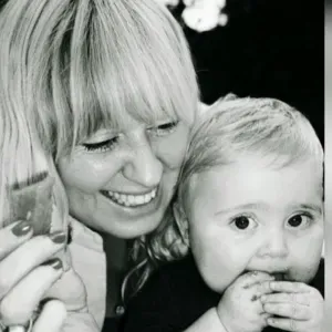 Looking for a friendly childminding assistant London