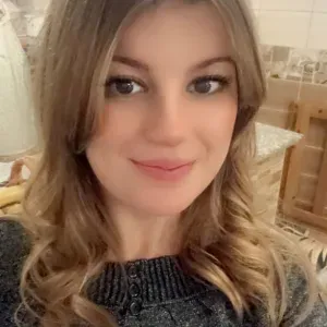 Garde d'enfants expérimentée – Disponible immédiatement