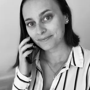 Disponible pour garder vos p'tites boule de poil