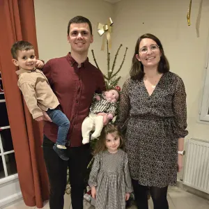 Nous recherchons une baby-sitter