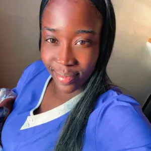 Assistante de vie ainsi qu'aide ménagère 