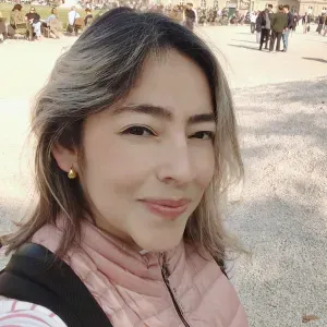 Ama de llaves puntual en París.
