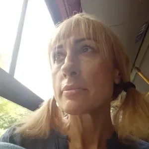 Zaangażowana Opiekunka dla osoby starszej, chorej,  niepelno