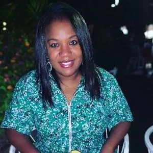 Empregada de limpeza responsável em Loures