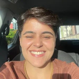 Cuidadora polivalente em Aveiro 