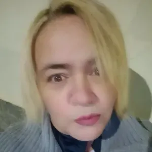 Offresi come badante part-time full time da lun al ven.