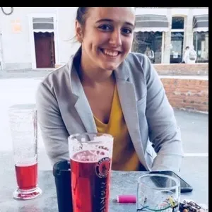 Jeune dynamique pour entretien