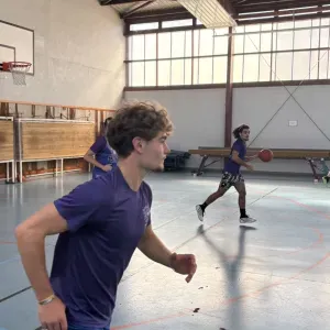 Babysitter fiable, sérieux et disponible. 