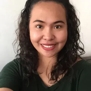 English speaking Old sitter