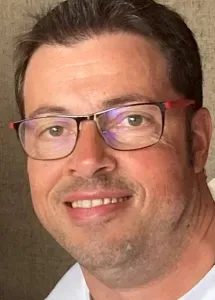 Personne en fauteuil recherche personne pour du ménage