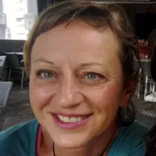 Aide ménagère à domicile à Liège pour ménage et repassage