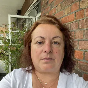 Empregada doméstica responsável em Amadora