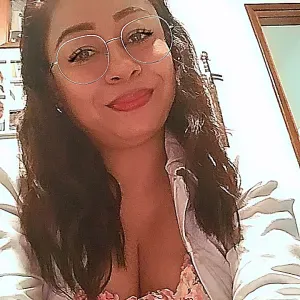 Empregado de limpieza y cuidado de idosos 