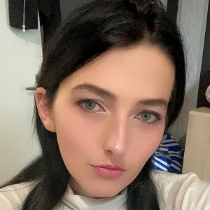 Femme de ménage disponible sur Auchel