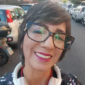 Adetta alle pulizie domestica Roma