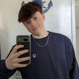 Prof particulier disponible toujours de bonne humeur ;)