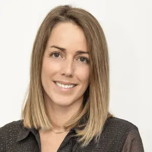 Service à la personne, ménage, repassage et administratif.