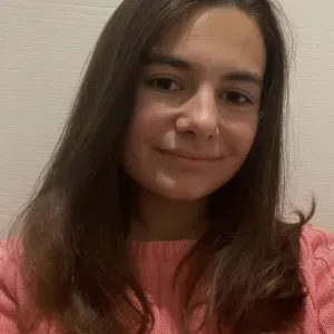 Babysitter e istruttrice di equitazione