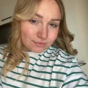 Alicia, confectionneuse de rires