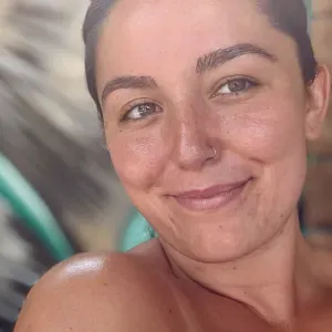 Qualified teacher available to babysit in Aachen