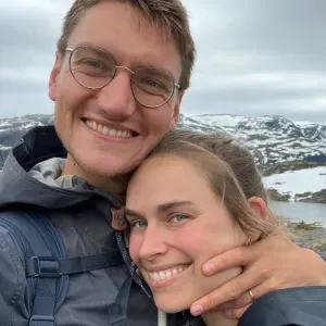 Je recherche une babysitter