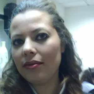 Procuro Trabalho como Cozinheira Particular ou Baby sitter