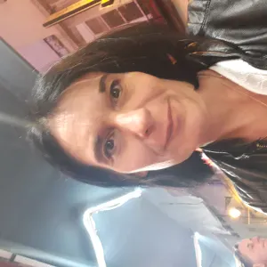 Nounou a domicile et femme de ménage 