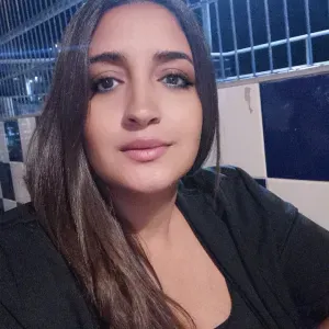 Auxiliaire avec +5 ans d'expériences disponible de suite.