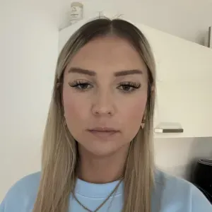 Reinigungskraft im Privathaushalt und Bürogebäude 