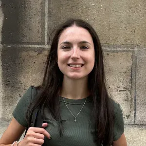 Étudiante en cours de fin de formation Bafa 