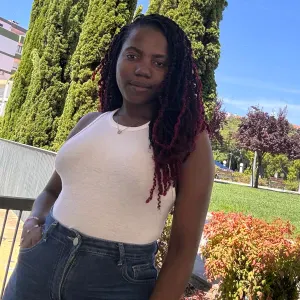 Cuidadora de idosos e crianças 