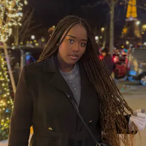 Aide-soignante & baby-sitter expérimentée à Lausanne