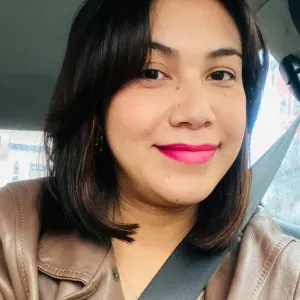 Femme de ménage expérimentée et qui aime son travail