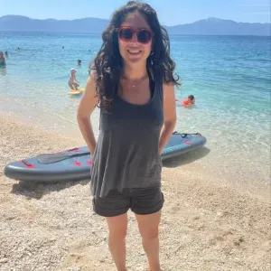 Je recherche une baby-sitter pour sortie de crèche 