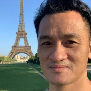 JP Cuddle Buddy/ Dad of 5 furbaby!