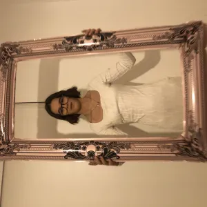 Baby-sitter à gousenou expérimentée