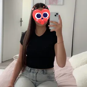 Baby-sitter Saint-Gilles, Croix de vie